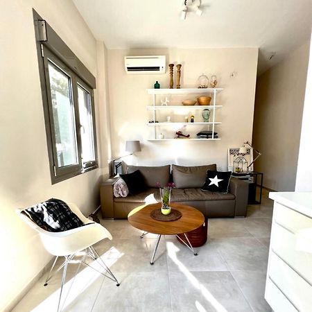 Nikaia Metro House Apartment Piraeus Bagian luar foto