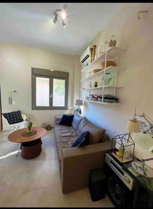 Nikaia Metro House Apartment Piraeus Bagian luar foto