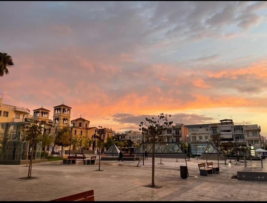 Nikaia Metro House Apartment Piraeus Bagian luar foto